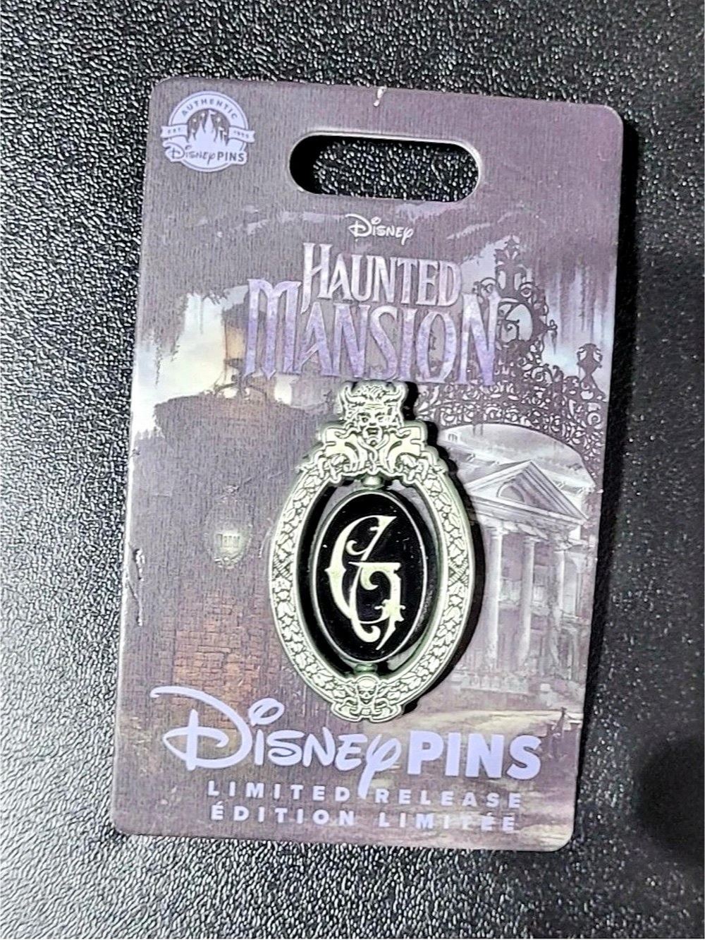 2023 Disney Parks The Haunted Mansion Master Gracey Spinner Pin New on Card